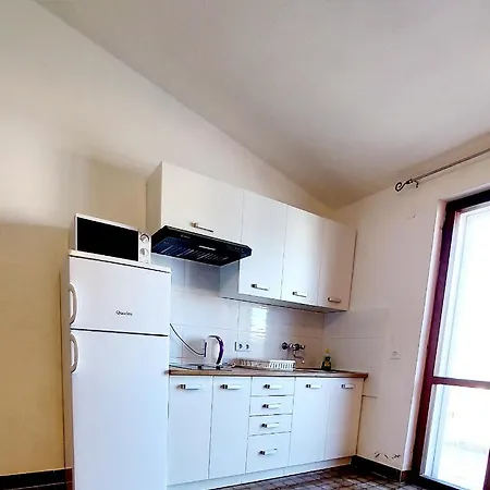 Apartment Nancy Biograd Na Moru